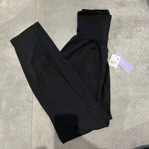 New maternity leggings
